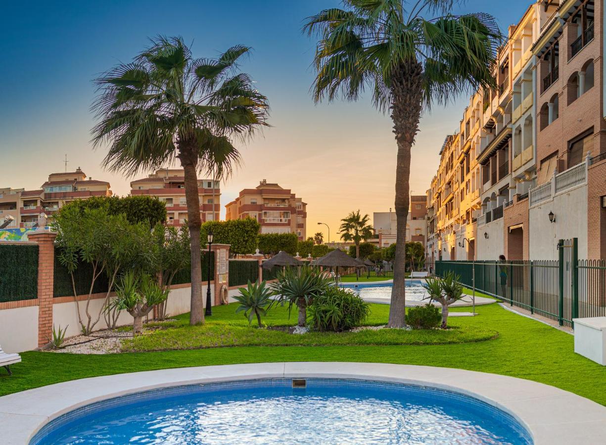 Apartamento 2 Dormitorios En La Mejor Zona De Roquetas Roquetas de Mar Zewnętrze zdjęcie